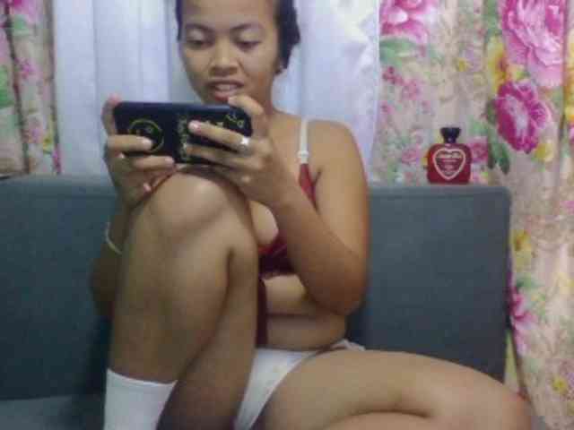 Model: Naomi06