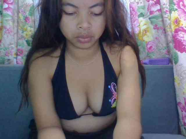Naomi06 webcam