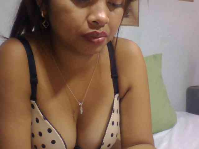 Modelo: Naomi06