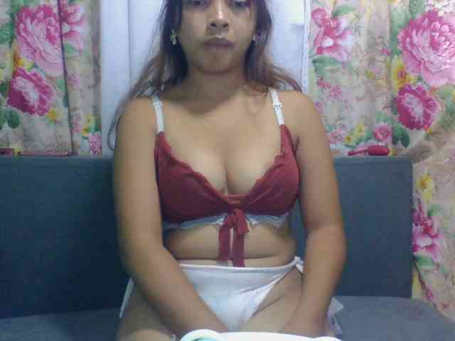 Model: Pinahsexy