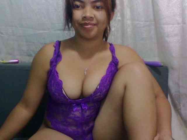 Naomi06 webcam