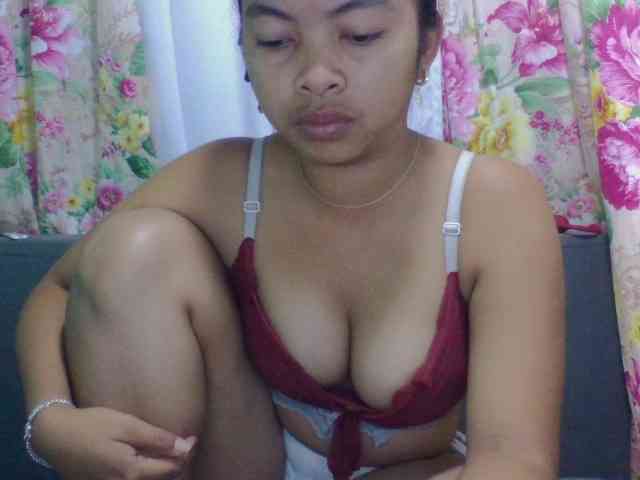 Naomi06 webcam