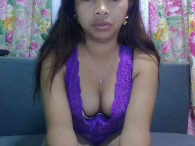 Naomi06