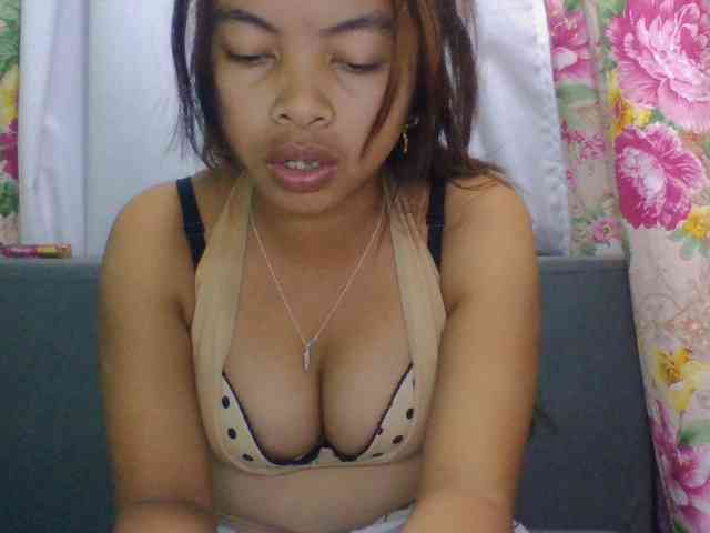 Naomi06 webcam
