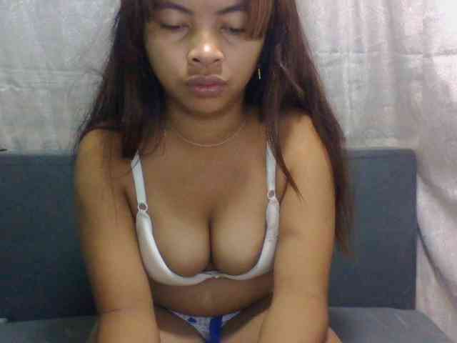 Naomi06 webcam