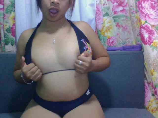 Naomi06 webcam