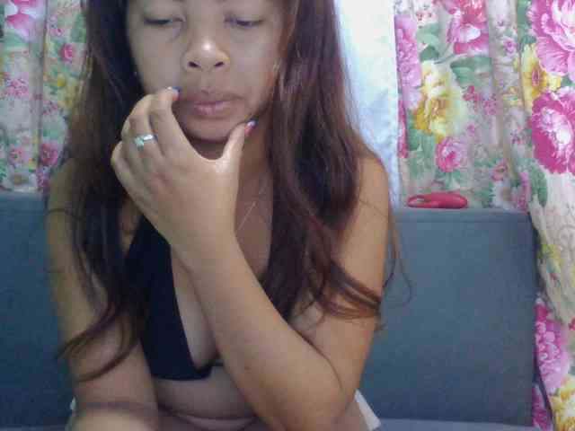 Naomi06 webcam