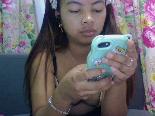 Naomi06 webcam