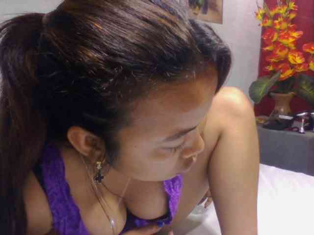 Naomi06