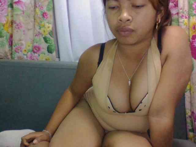 Naomi06 webcam