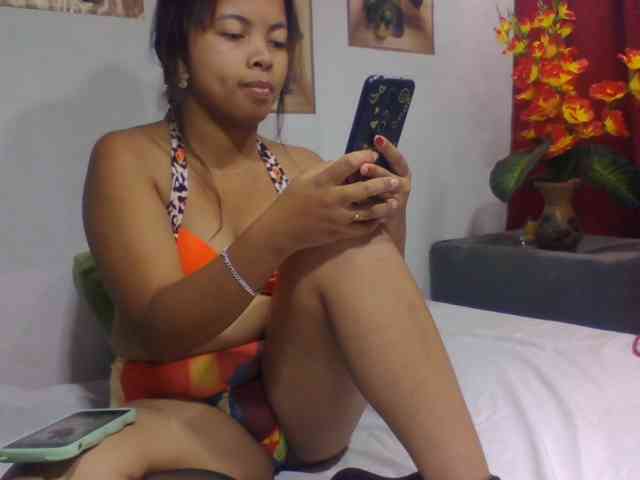 Naomi06