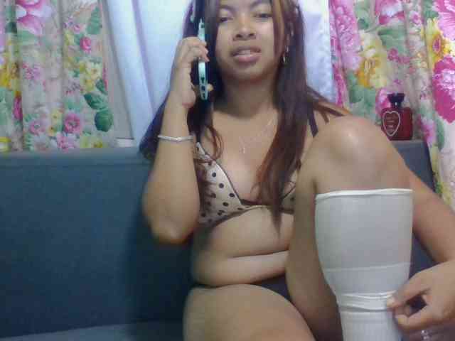 Naomi06 webcam
