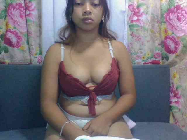 Pinahsexy webcam