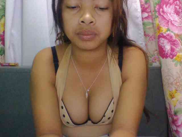 Naomi06 webcam