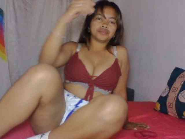 Naomi06 webcam