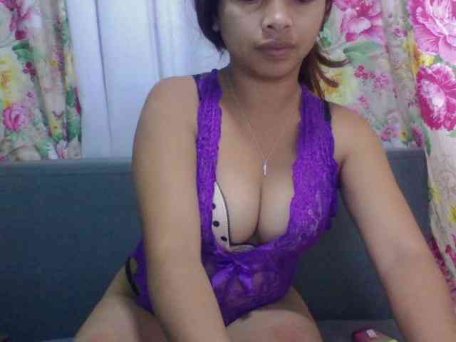 Naomi06