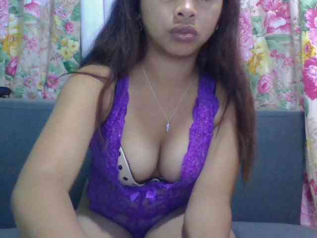 Naomi06