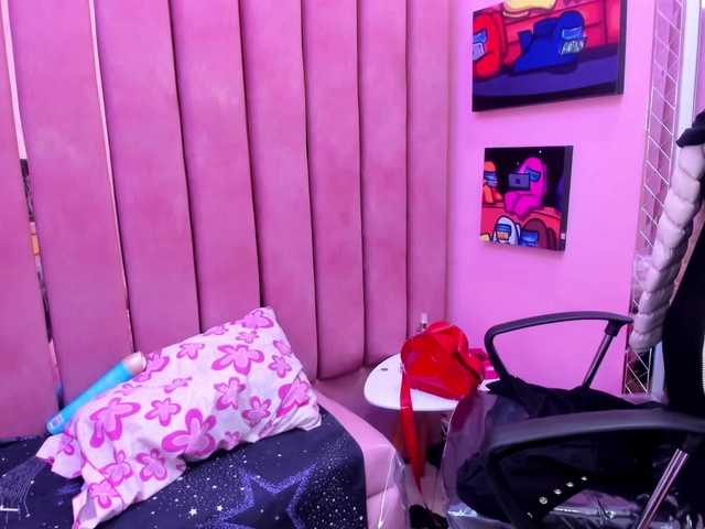 DulceeCherry live cam on BongaCams