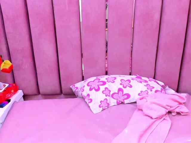DulceeCherry webcam