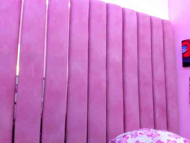 DulceeCherry webcam