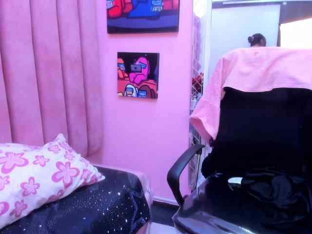 DulceeCherry webcam