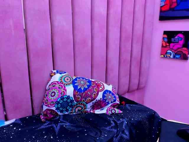 DulceeCherry webcam