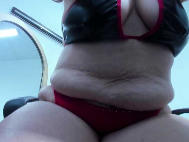 le modèle LeilaSmith est en webcam porno dans un show sur le site bongacams, il possède les tags suivants: Latino/Hispanic,Brunette,Trimmed