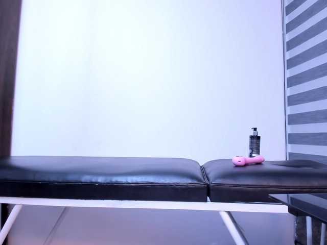LeilaSmith live cam preview