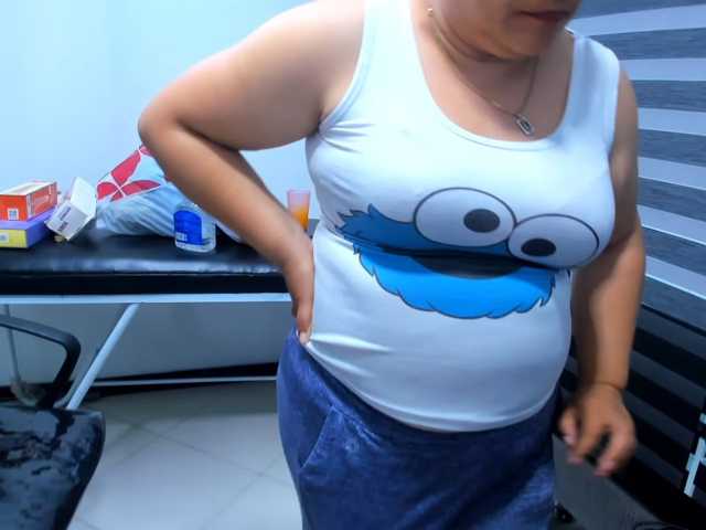 LeilaSmith live cam on BongaCams