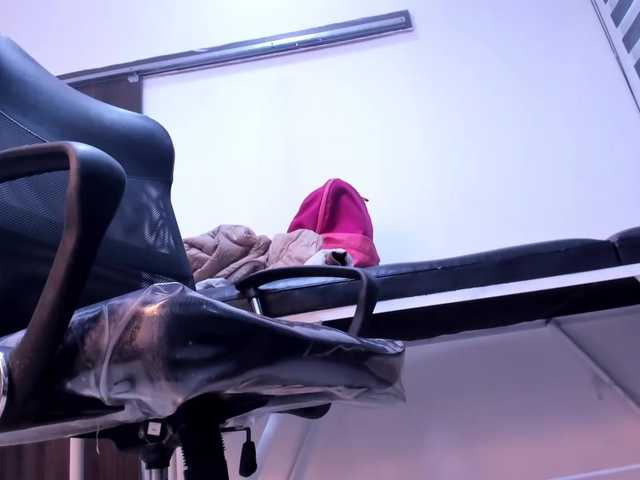 LeilaSmith live cam on BongaCams