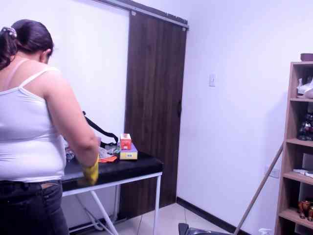 LeilaSmith webcam