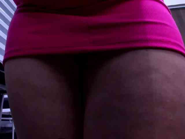 LeilaSmith webcam