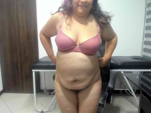 LeilaSmith webcam