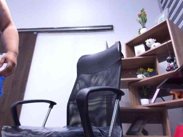 LeilaSmith webcam