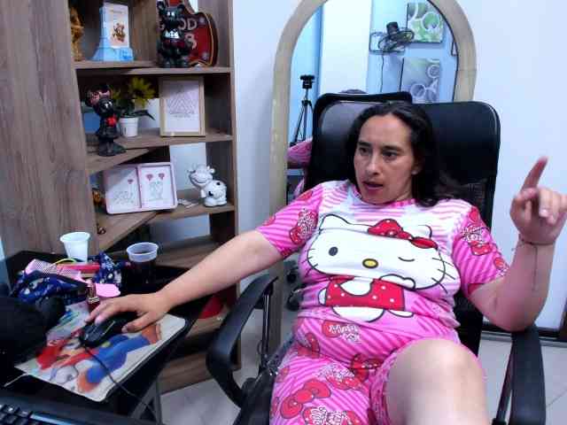LeilaSmith webcam