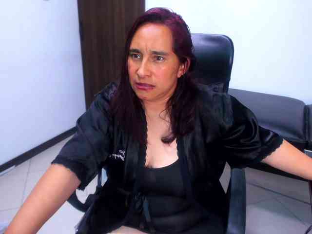 LeilaSmith webcam
