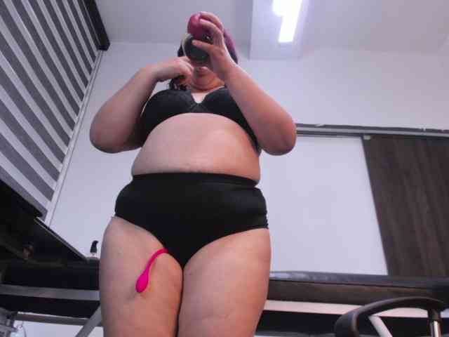 LeilaSmith webcam