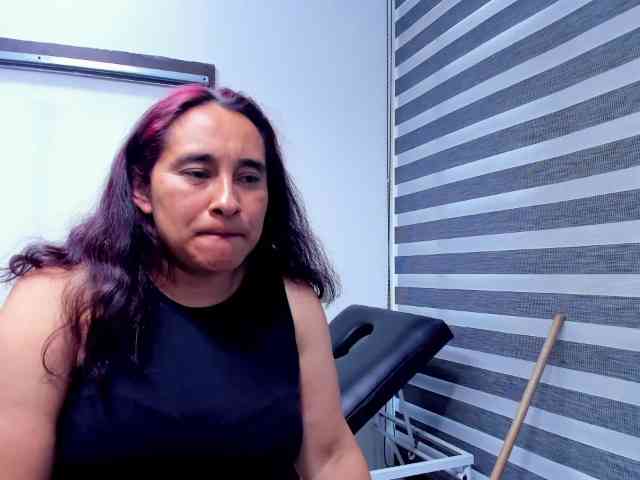 LeilaSmith webcam
