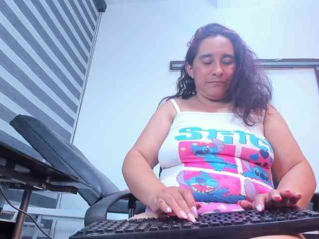 LeilaSmith LeilaSmith
