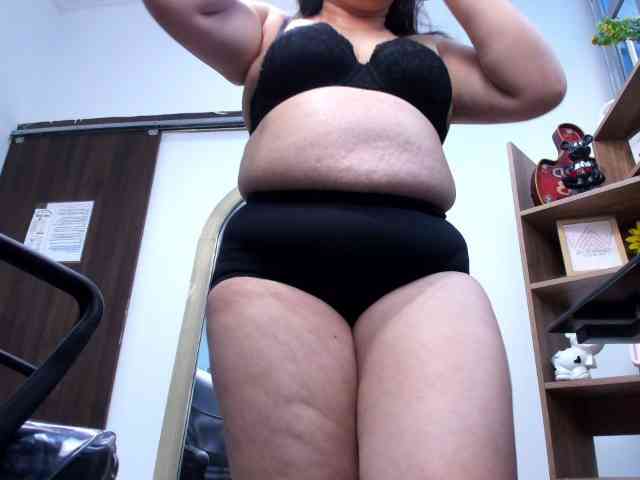 LeilaSmith webcam