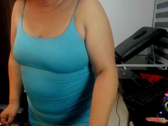LeilaSmith webcam