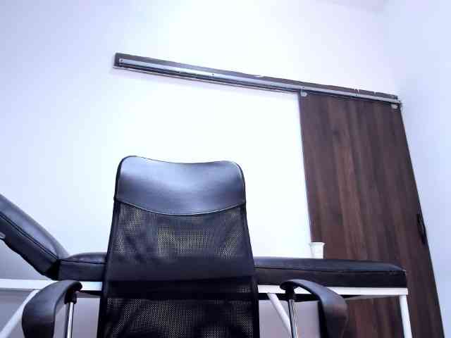 LeilaSmith webcam