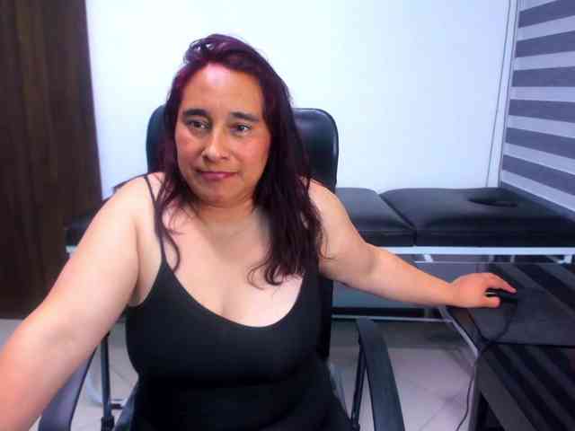 LeilaSmith webcam