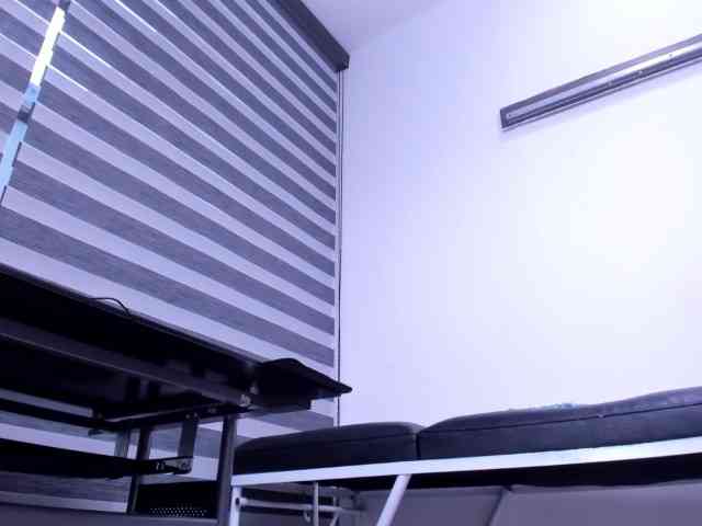 LeilaSmith webcam