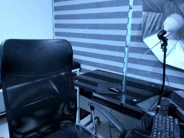 LeilaSmith webcam
