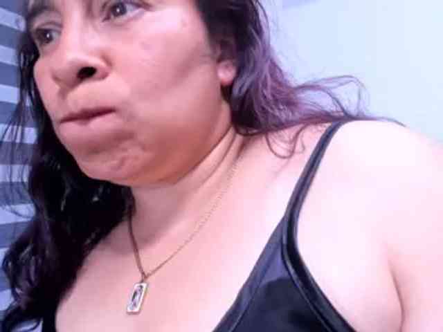 LeilaSmith webcam