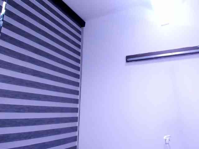 LeilaSmith webcam