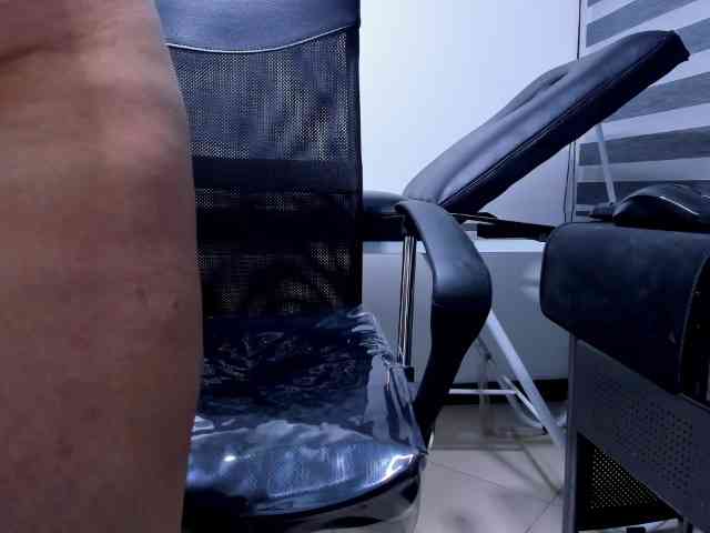 LeilaSmith webcam