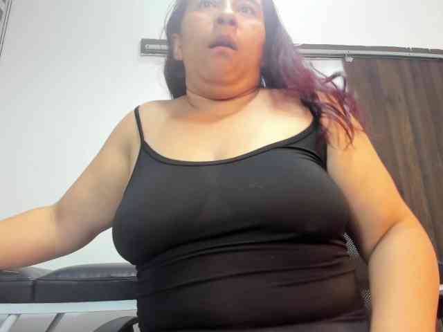 LeilaSmith webcam