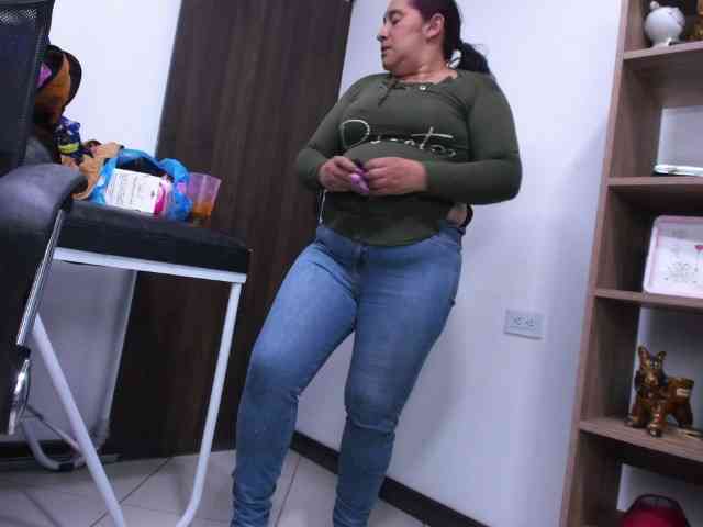LeilaSmith LeilaSmith